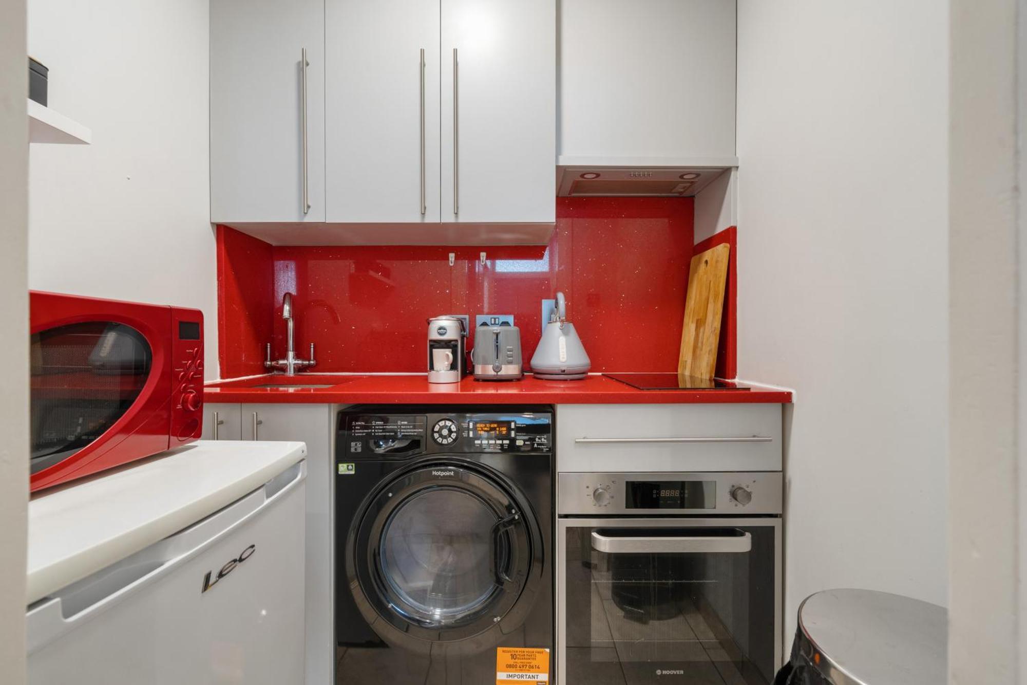 Modern Studio Apartment London Exterior photo